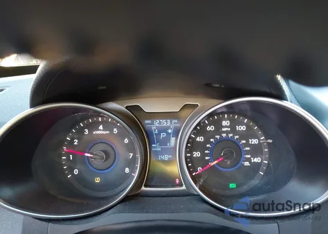 2016 Hyundai Veloster z USA, uszkodzony, nr VIN KMHTC6AD9GU298538